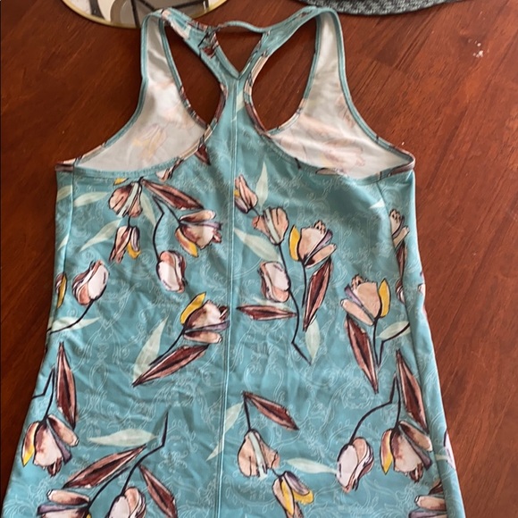 Calia by Carrie Underwood racer back tank - Picture 3 of 3